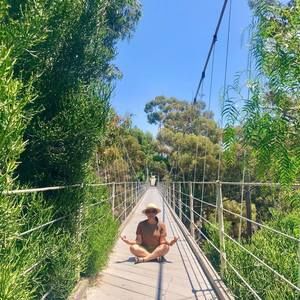 Meet your Posher, Amor